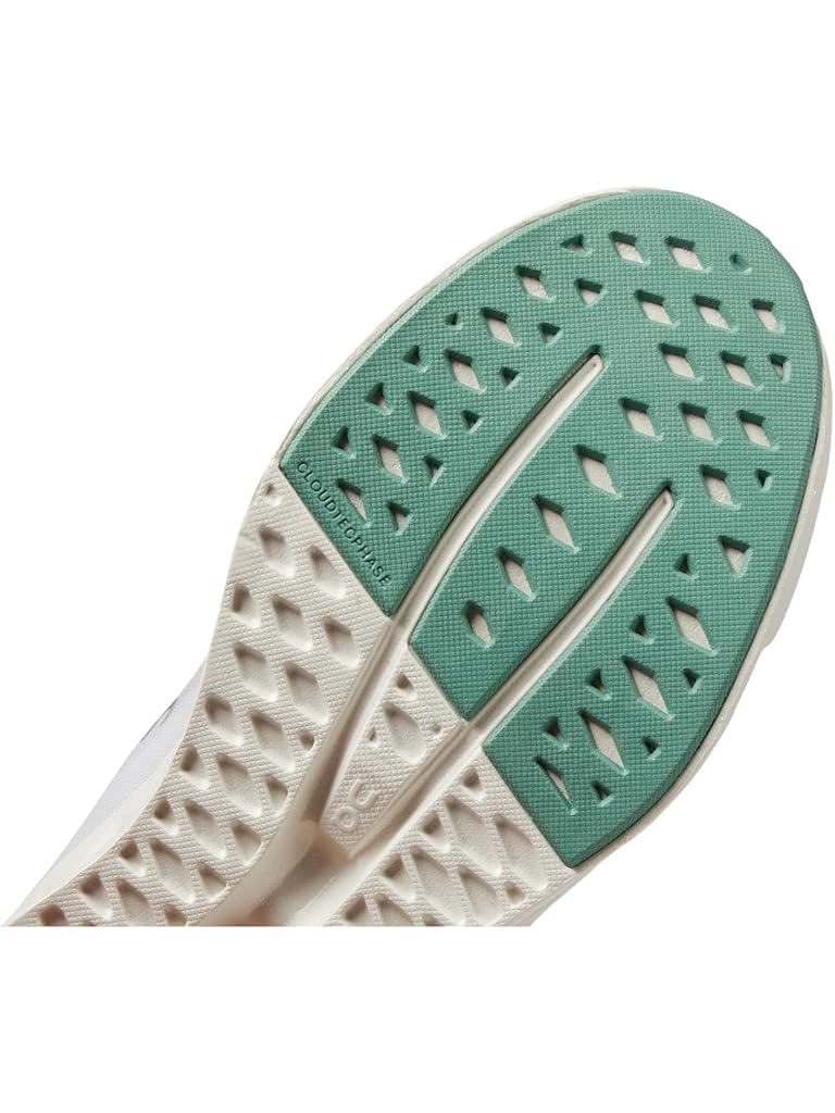 On Men’s Cloudsurfer